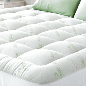 Topper de Saltea cu Protecție din Bambus și Efect de Răcire Pillow Top – 137x190 cm (Dimensiune Full)