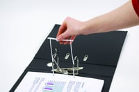 Cleme de arhivare Bankers Box ProClip cu braț de 100 mm și șină de îndosariere, 100% plastic reciclat, alb, 100 bucăți 2