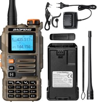 BAOFENG K63 6W amatőr kézirádió triszsávos UHF VHF 1.25 m, AM/FM vevő 2600 mAh, 999 csatorna, sivatagi terepszín 1