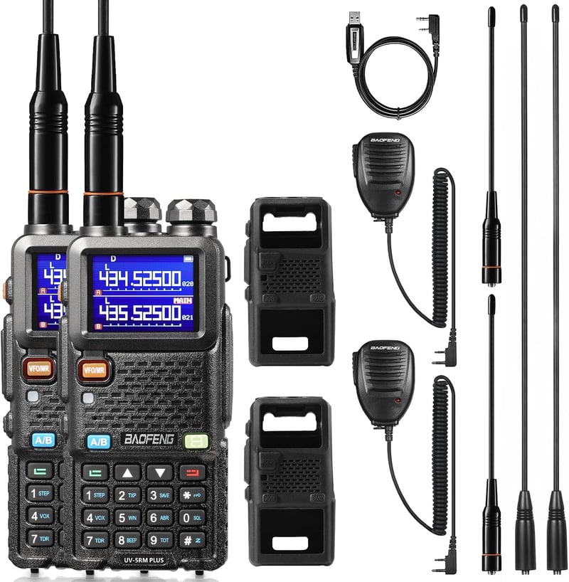 BaoFeng UV-5RM Plus 10W két sávos rádió, FM Air vevő, 2 db, 2500mAh, USB-C, CHIRP, programozókábel és puha tok