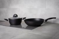 Barazzoni Wok 28 cm hosszú nyéllel, Dolomitica, extra fekete, 3,5 literes 4