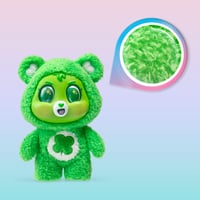 Basic Fun Care Bears Caring Cuties 15 cm plyšová figúrka s klipom – zberateľská plyšová hračka s prekvapením, trblietavými očami, stuhou a kovovou sponou 7