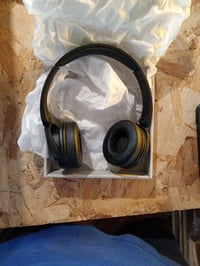 Bluetooth slúchadlá Sony WH-CH520, čierne – používané, tlačidlo napájania ide stláčať ťažšie (stav: pozri 2. obrázok) 2
