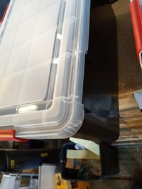Úložný box IRIS Ohyama AT-L, 2 ks — chybné, čiastočne funkčné: jeden má odlomených viacero častí z veka (stav: pozri 2. obrázok) 6