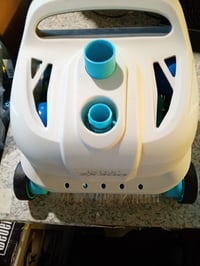 Robot automat pentru curățarea piscinei Intex ZX300 - pentru curățarea fundului și a pereților, recipient de 1,8 litri, stare utilizată 2