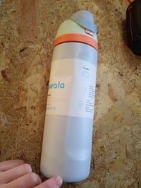 Owala FreeSip izolirana boca od nehrđajućeg čelika 710 ml u boji Beach House - bez slamke, manja (stanje: vidi 2. sliku) 2