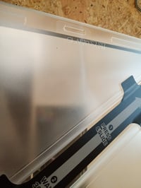 Spigen Glas.tR EZ Fit Tesla Model Y L, Standard, Premium 2026 i Performance — ogrebotine po sredini i sa strane (stanje: vidi 2. sliku) 2