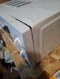 Cuptor cu microunde Brandt SM2016W, 20L, 700W, alb, 6 nivele de putere — defect, pentru piese: ușă și panou de control deteriorate (stare: vezi a 2-a fotografie) 3