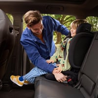 Bebe Confort Ever & Go i-Size ISOFIX Gyerekülés 76-150 cm, Full Black - Autósülés Biztonsági Gyermekülés 9