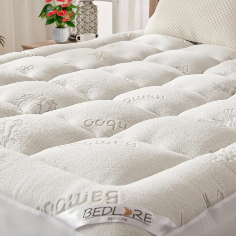 BEDLORE prošivena navlaka za madrac 140x200 cm, bambus viskoza, prozračna i mekana, bijela, s Oeko-Tex certifikatom, rastezljiva do 40 cm
