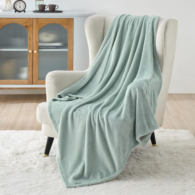 Bedsure nadýchaná flísová deka na pohovku a pre deti - zelená - 130x150 cm