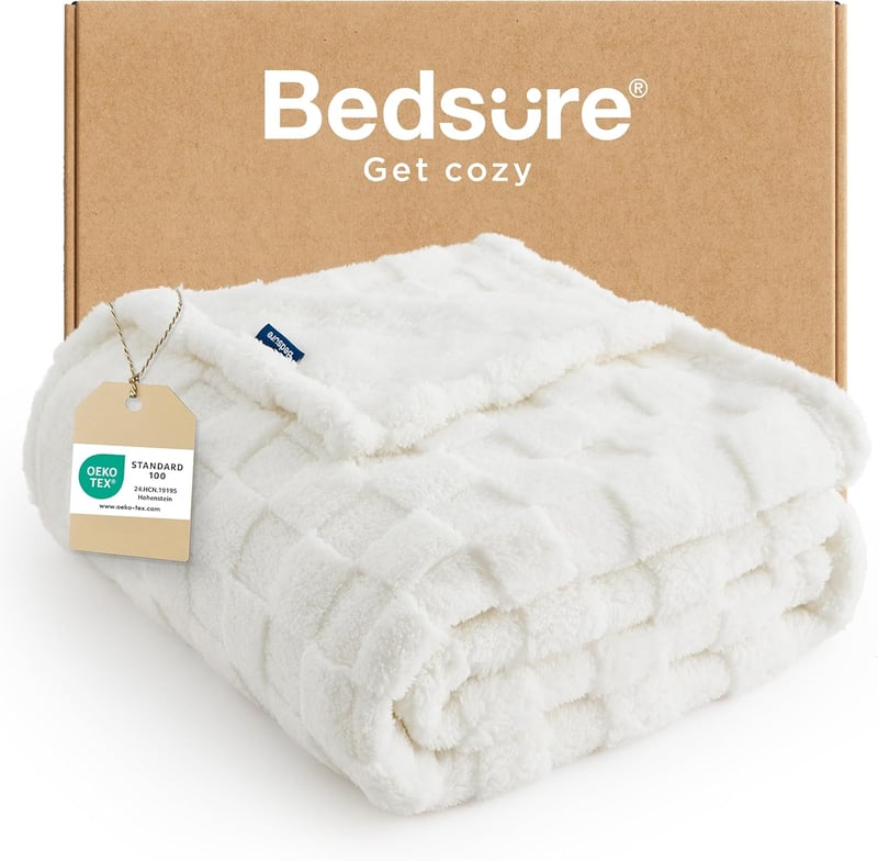 BEDSURE Plüss polár takaró kockás mintával, fehér, 130 x 170 cm, kanapéra ágyra