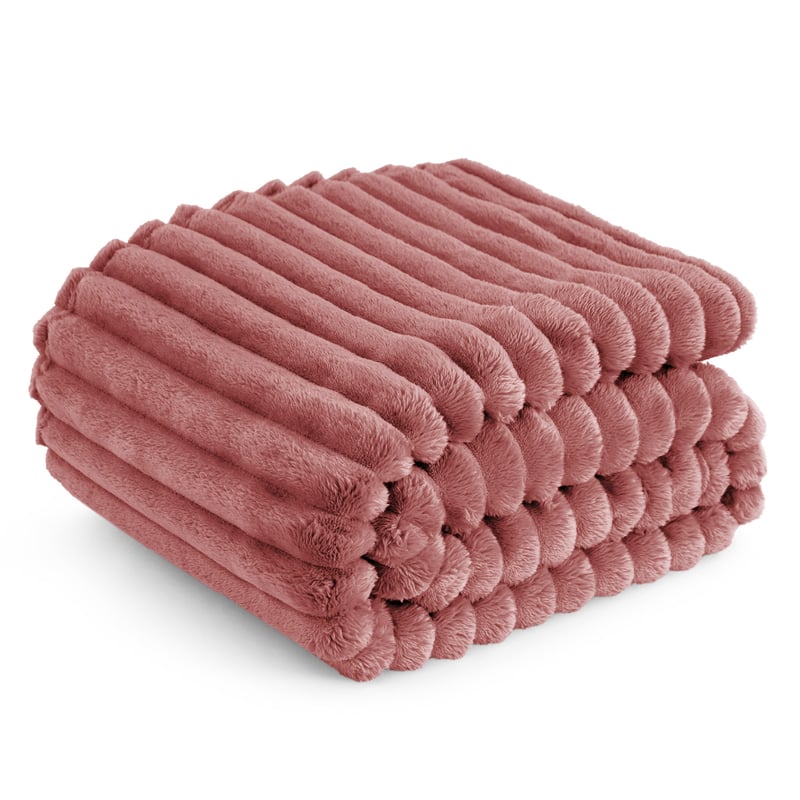 BEDSURE Menčestrová deka 150x200 cm tmavoružová - Mäkká teplá deka na pohovku, flísová deka pre ženy do obývačky a spálne, prateľná
