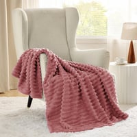 BEDSURE Menčestrová deka 150x200 cm tmavoružová - Mäkká teplá deka na pohovku, flísová deka pre ženy do obývačky a spálne, prateľná 2
