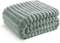 BEDSURE Puha Bolyhos Takaró - Zöld Polár Pléd Kanapéra, Meleg Vastag Kord Ágytakaró Nappali Dekorációhoz, Modern Stílusú Puha Takaró, 150 x  - 150 x 200 cm, 09-green 1