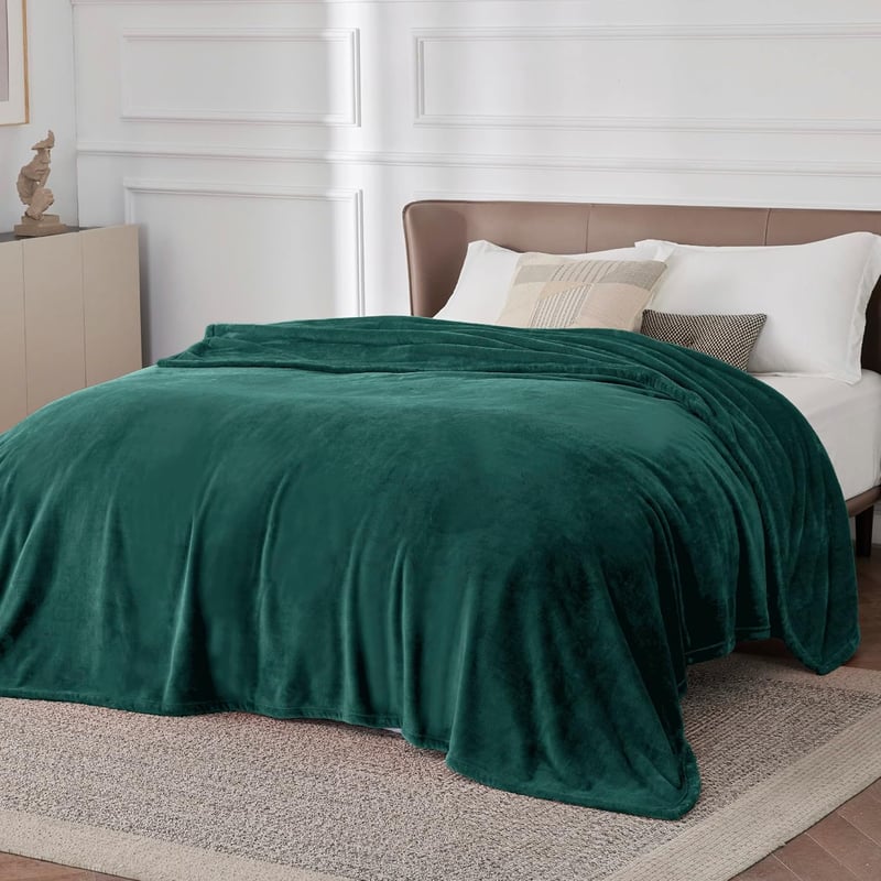 BEDSURE XXL Puha Fleece Takaró 230x270 cm, Meleg Téli Pléd Kanapéra, Sötétzöld