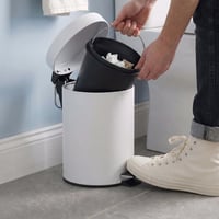 Beldray LA038098WHT pedala kanta za smeće s poklopcem mekog zatvaranja, 3 litre s uklonjivom unutarnjom posudom, mala okrugla kanta za otpad za kupaonicu, bijela 5