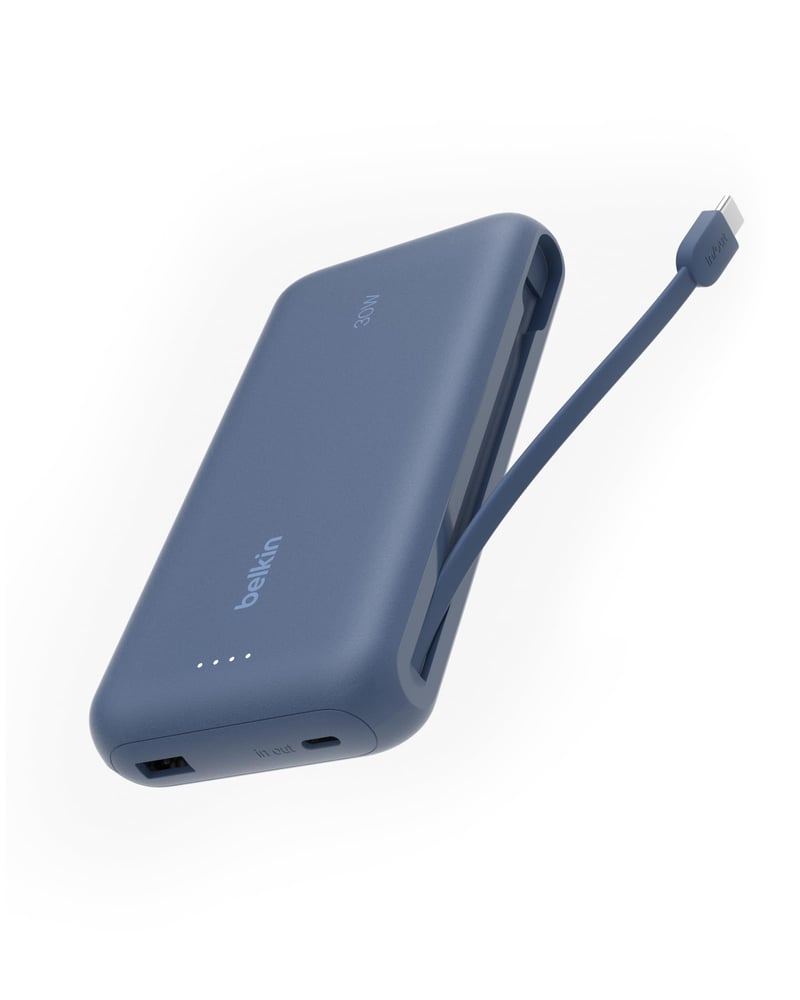 Belkin BoostCharge 20 000 mAh powerbank so vstavaným USB-C káblom, modrá – nabíjanie 3 zariadení súčasne, 30 W, vhodná do lietadla
