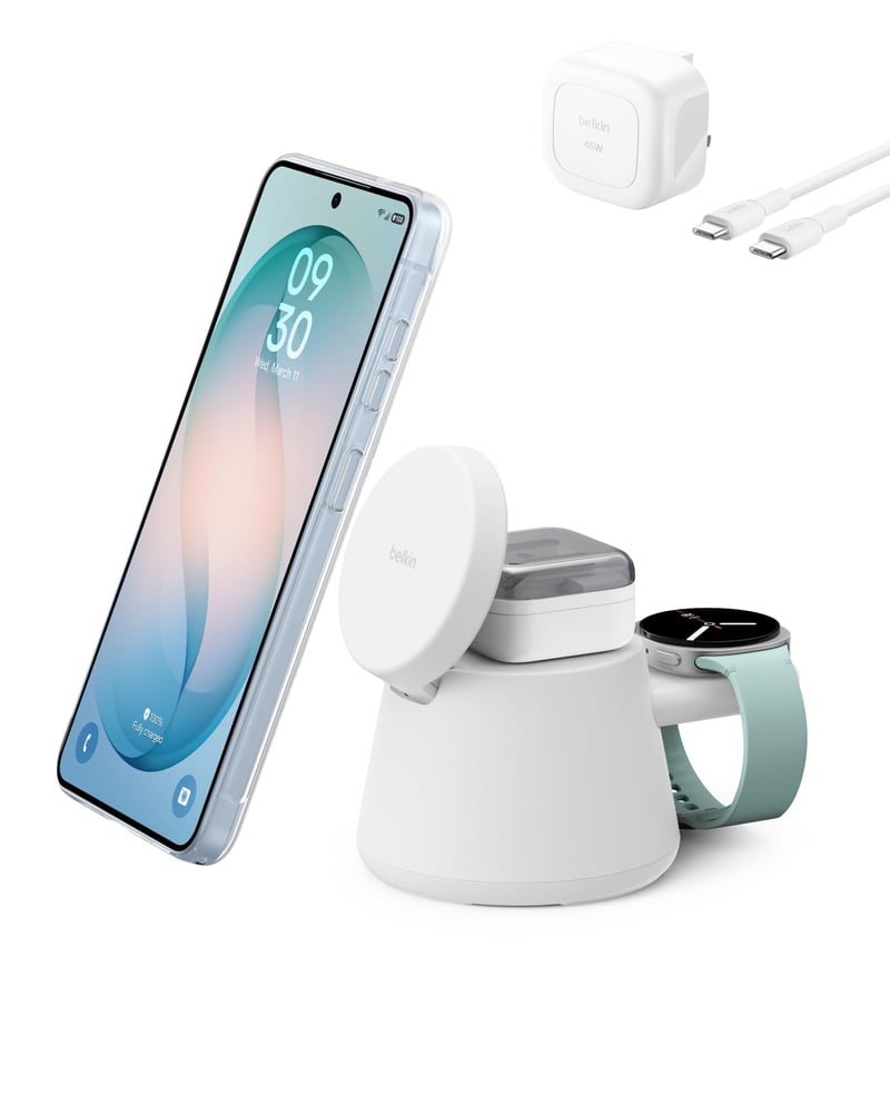 Stație de încărcare wireless Belkin Ultracharge 3-în-1 Qi2.2 de 25W cu port USB-C pentru Samsung Galaxy S25, Galaxy Watch, Pixel 10 și Apple Watch, cu adaptor de 45W inclus
