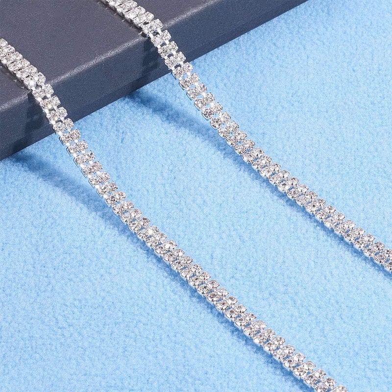 BENECREAT 2 Yard Kristály Strassz Lánc Ezüst Alappal Esküvői Díszítéshez és Kézműves Projektekhez - silver colours