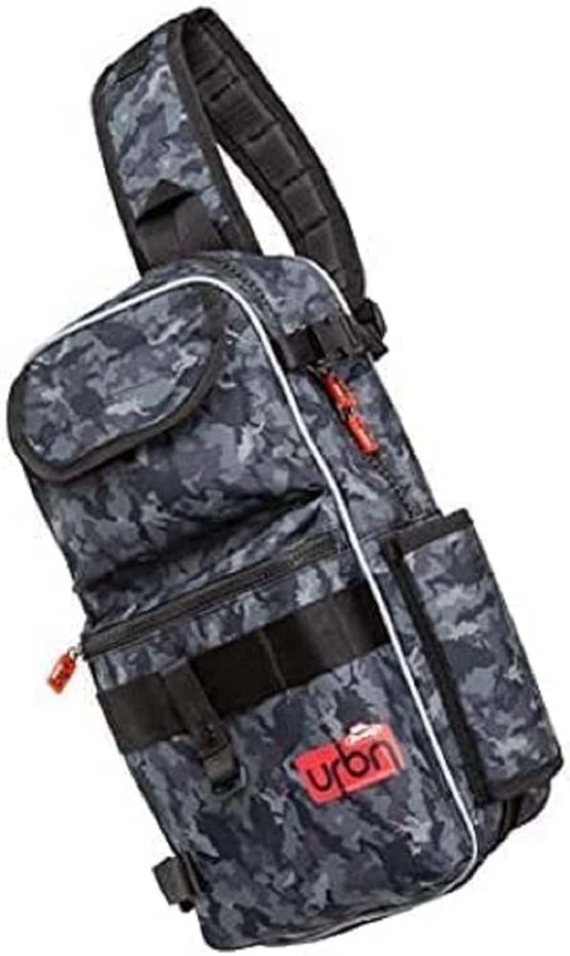 Geantă Berkley URBN Sling Body Bag - Camuflaj negru (Schwarz Camo) cu compartimente din plasă