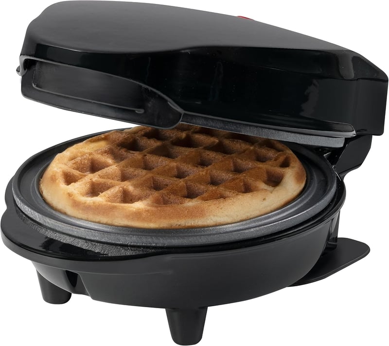 Bestron Mini Gofrisütő Antilengő Bevonattal, 550W, Fekete