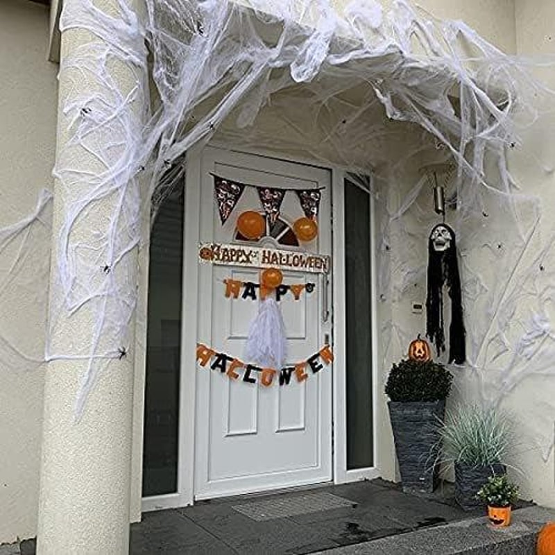 Halloween Szett: Fehér Pókháló 90m² + Műanyag Pókok, Rugalmas Party Dekoráció