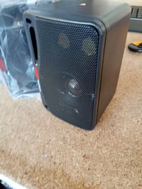 Vonkajšie Bluetooth reproduktory Pyle 3,5" 200 W – 3-pásmový stereo nástenný vodotesný reproduktor — fľakatý reproduktor (stav: pozri 2. obrázok) 3