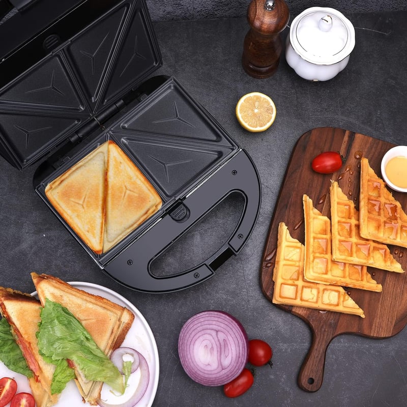 Aigostar 3 az 1-ben szendvicssütő: grill, gofrisütő, melegszendvics-készítő 750W