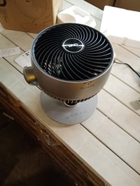 Inteligentný stolný ventilátor Dreo Lynx S, 28 dB, 4 stupne, 5 režimov, 12 – chybný, na súčiastky: chýba diaľkové ovládanie (stav: pozri 2. obrázok) 2