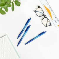 Guľôčkové pero BIC Soft Feel Clic, výsuvné, 1,0 mm, 12 ks – modré 2