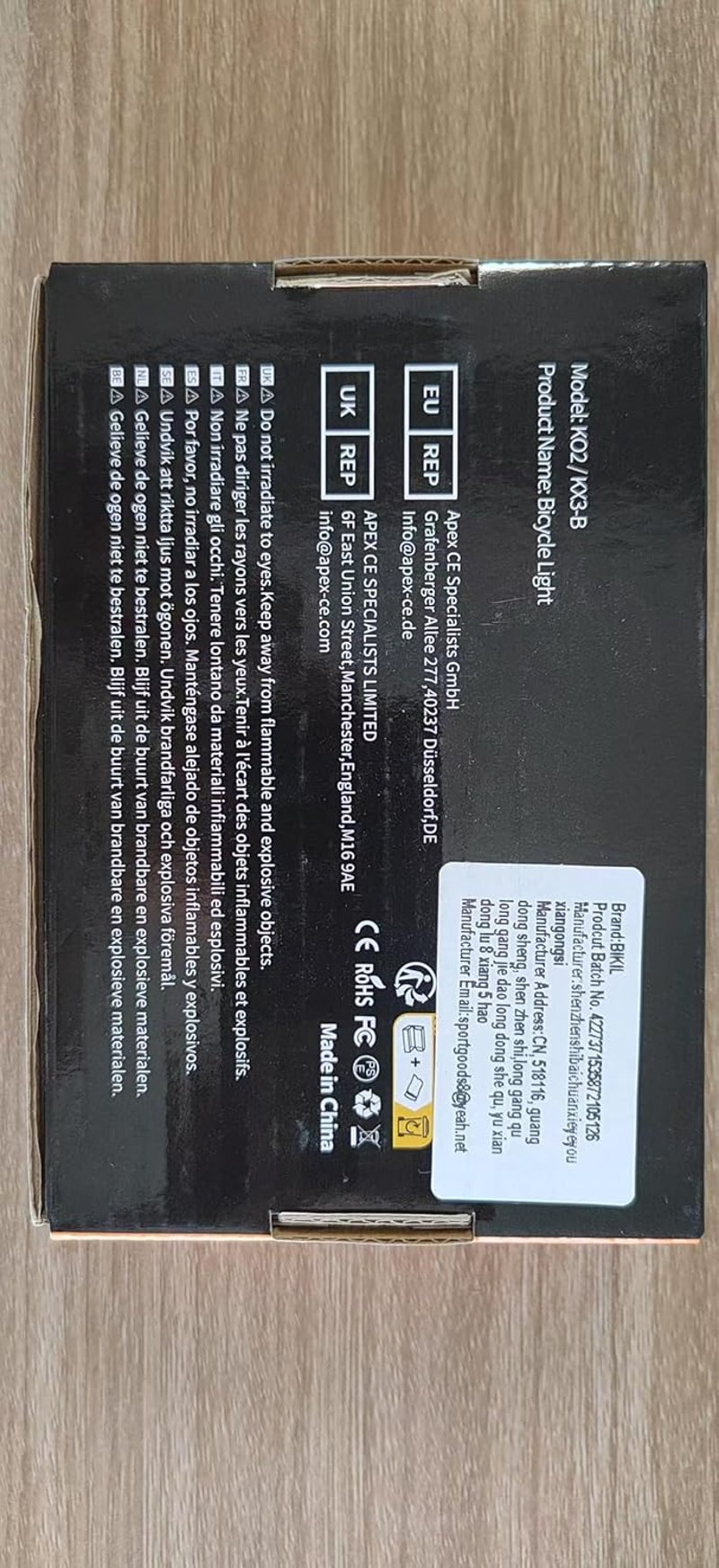BIKIL USB-C Kerékpárlámpa Szett 2400 Lumen - Első és Hátsó Lámpa 6400 mAh Akkumulátorral, Alumínium Ház, Egyszerű Felszerelés, Országúti és 