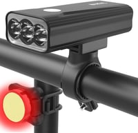 BIKIL USB-C Kerékpárlámpa Szett 2400 Lumen - Első és Hátsó Lámpa 6400 mAh Akkumulátorral, Alumínium Ház, Egyszerű Felszerelés, Országúti és  1