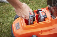 Akumulátorová kosačka BLACK+DECKER BCMW3318N, šírka záberu 33 cm, 18 V, 5-stupňové nastavenie výšky, pre malé a stredne veľké trávniky, bez akumulátora 8