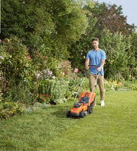 Akumulátorová kosačka BLACK+DECKER BCMW3318N, šírka záberu 33 cm, 18 V, 5-stupňové nastavenie výšky, pre malé a stredne veľké trávniky, bez akumulátora 3