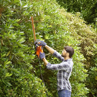 BLACK+DECKER BEHT201-GB električne škare za živicu, duljina oštrice 45 cm, 240 V, crne 5