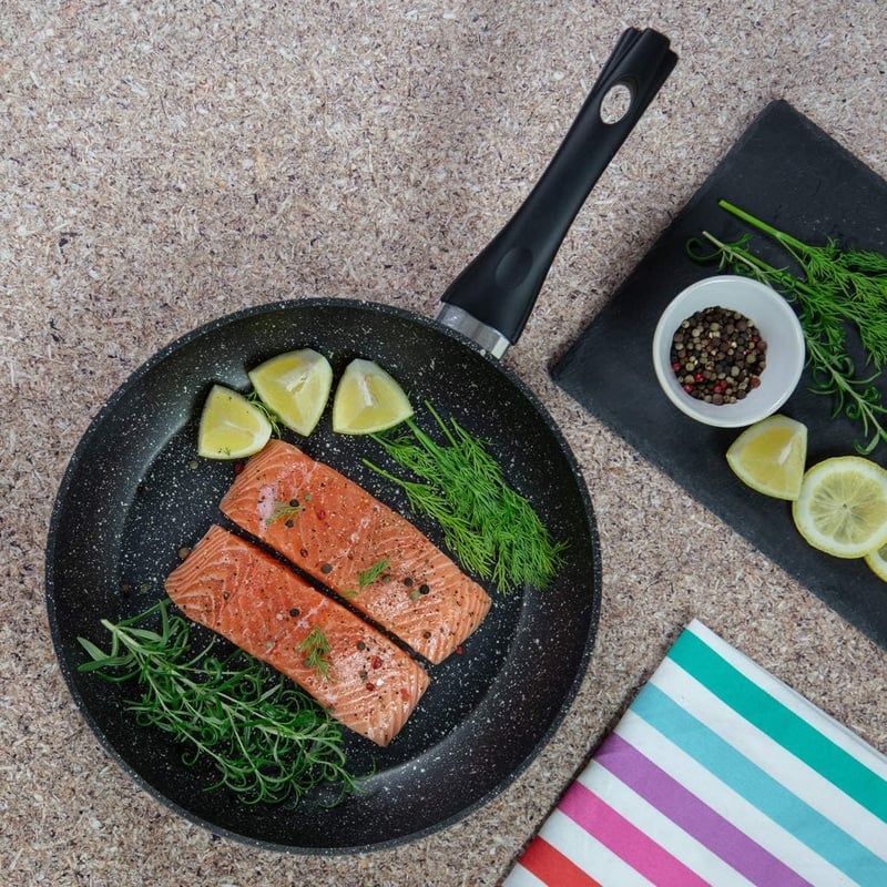 Blackmoor 24 cm-es serpenyő, tapadásmentes, indukciós, elektromos és gázfőzőlaphoz