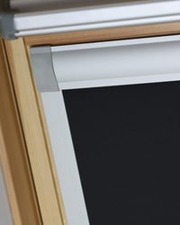 Bloc Blinds Skylight Blind 2 (55/98) za krovni prozor Fakro, roleta za zamračivanje, crna, 2 kom. 4