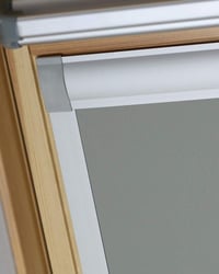 Zatemňovacia roleta Bloc Blinds pre strešné okná Velux, cínovosivá, veľkosť S06 4