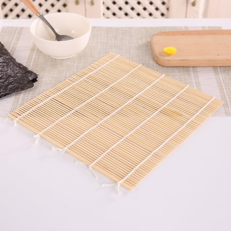 BNOYONERAS Bamboo Sushi Mat 3 db Sushi Tekerő Szőnyeg Rizslabdázó és Pálcikák Készlettel