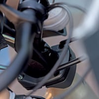 Adaptor Bobike A-head Plus (8015300353) pentru scaun de bicicletă pentru copii, compatibil cu modelele Go Mini, One Mini și Evolve Mini, pentru tijă de ghidon MTB standard, negru 8