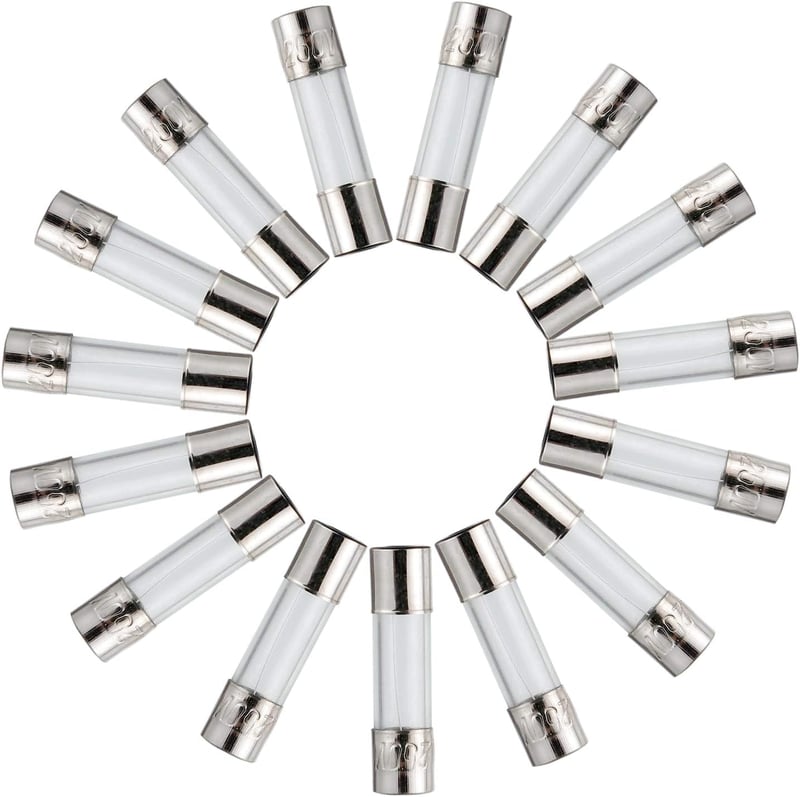 BOJACK 10A 250V Gyors Biztosíték 5x20mm Üvegcső 20db Csomag - F10A