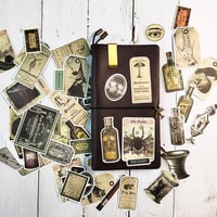 Set 106 autocolante pentru poțiuni magice bomichi – Etichete autoadezive „Apotecar Întunecat” pentru sticle de vin și scrapbooking – Decorațiuni de Halloween, accesorii Wicca, pentru jurnal și proiecte DIY 8