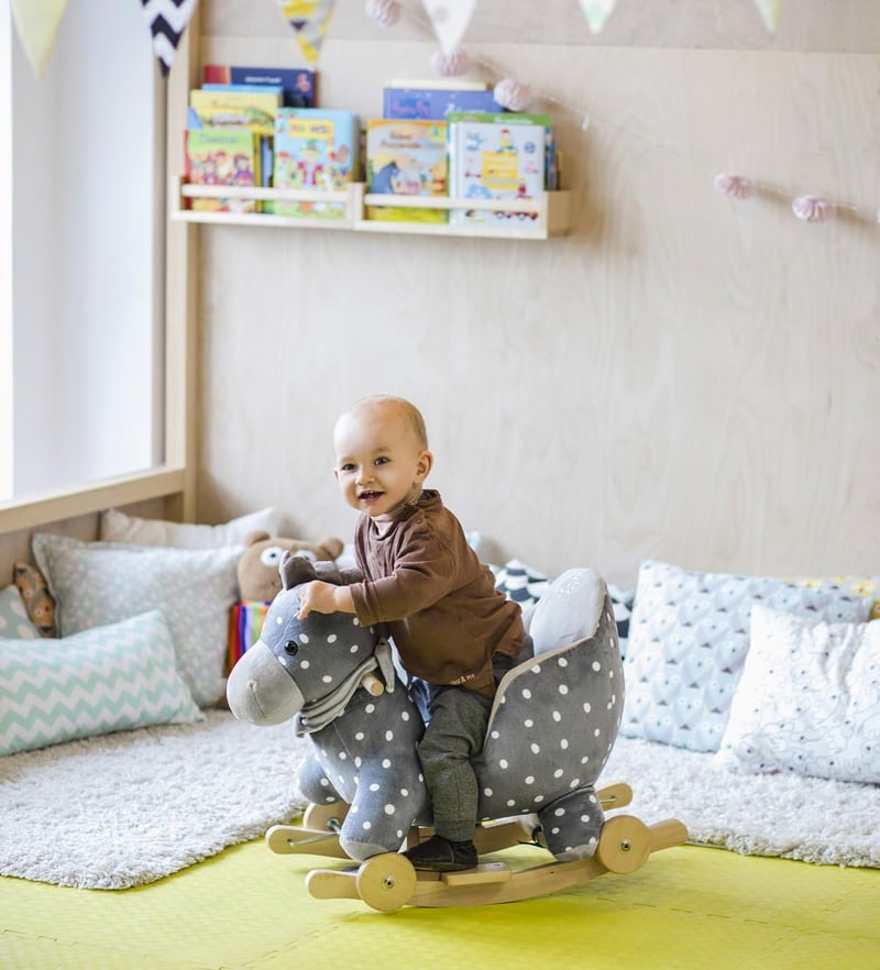 BootyBay Plüss Hintáló Ló Szürke - Gyerekeknek