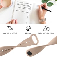 BootyBay Szilikon Pánt Xiaomi Mi Band 4/3 Okoskarkötőhöz - 4 db-os Csomag Férfiaknak és Nőknek - Puha Csereszíj Szett (Mi Band 5-tel Nem Kom 3