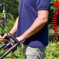 Mașină de tuns iarba Bosch AdvancedRotak 750, motor pe benzină, utilaj de grădină rotativ cu performanță eficientă 7