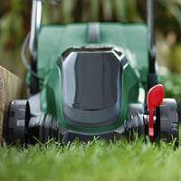 Mașină de tuns iarba cu acumulator Bosch CityMower 18V-32-300, lățime de tăiere 32 cm, pentru suprafețe de până la 300 m², unealtă de grădină fără fir 6