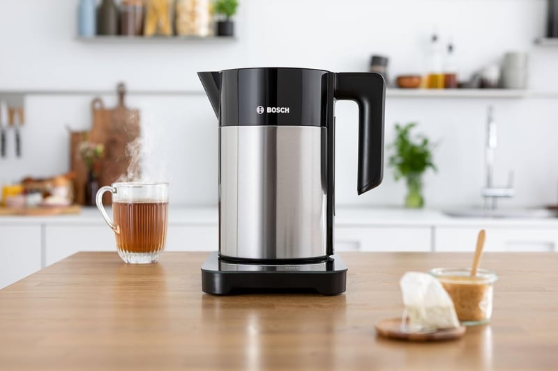Bosch TWK7203 1,7L elektromos vízforraló rozsdamentes acél fekete