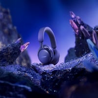 Bluetooth slúchadlá Bose QuietComfort Ultra 2. generácie, s potlačením hluku, priestorovým zvukom, mikrofónom, 30-hodinovou výdržou prehrávania, tmavofialové, limitovaná edícia 7