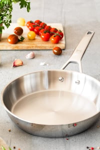 Set 3 tigăi BRA Signature din oțel inoxidabil (20-24-26 cm), inox 18/10, fără strat antiaderent, bază difuzoare triplă, compatibile cu inducție 4